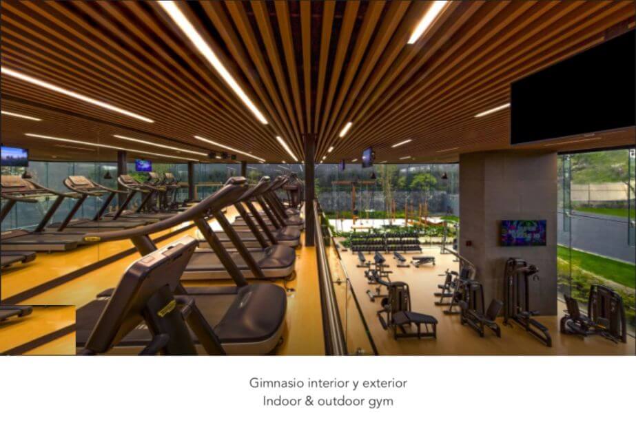 Luxury condominium with hotel amenities, Cuauht&eacute;moc, Mexico City