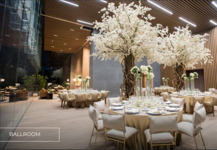 Luxury condominium with hotel amenities, Cuauht&eacute;moc, Mexico City