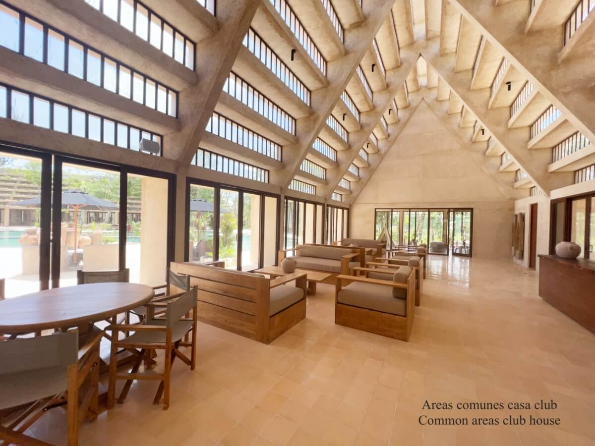 Luxury villa with pool, jacuzzi, and terrace for sale in Tulum.