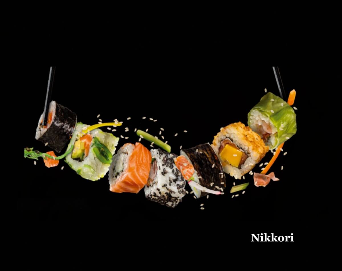 House for sale with private pool, two levels, terrace, patio, bar, cellar. Common areas, zen area, barbecue area, lounge bar.