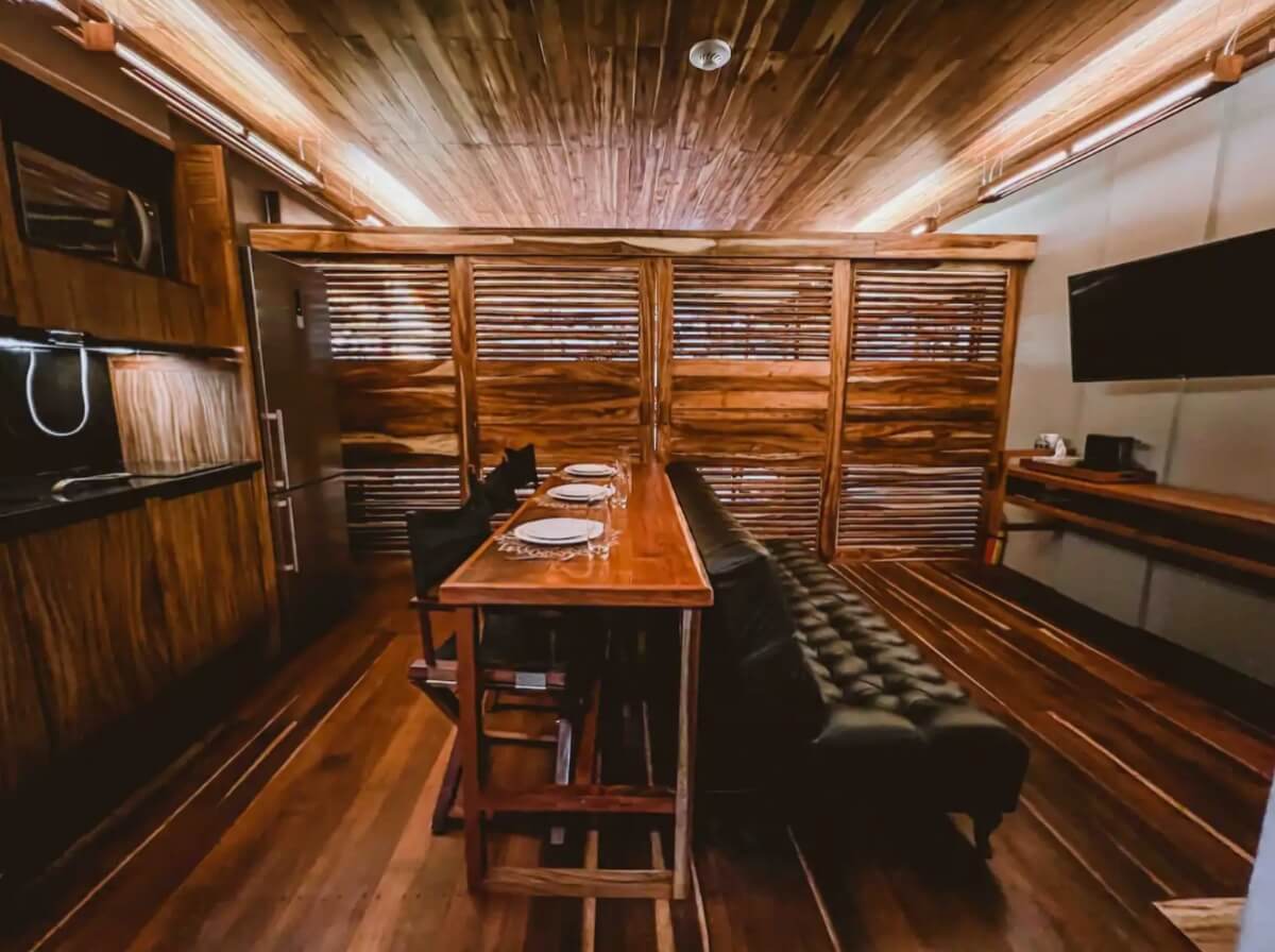 Condominio con&nbsp; jacuzzi, 2 albercas, area de yoga, gimnasio, coworking, 5 minutos del mar, en venta Playa del carmen