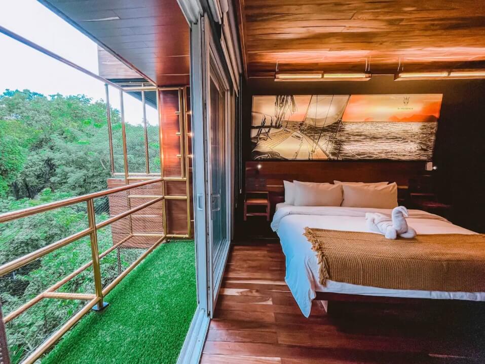 Luxury condo with golf course view, in Corasol, Playa del Carmen