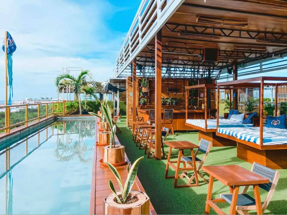 Condo with terrace and pool for sale,5th Avenue, Playa del Carmen