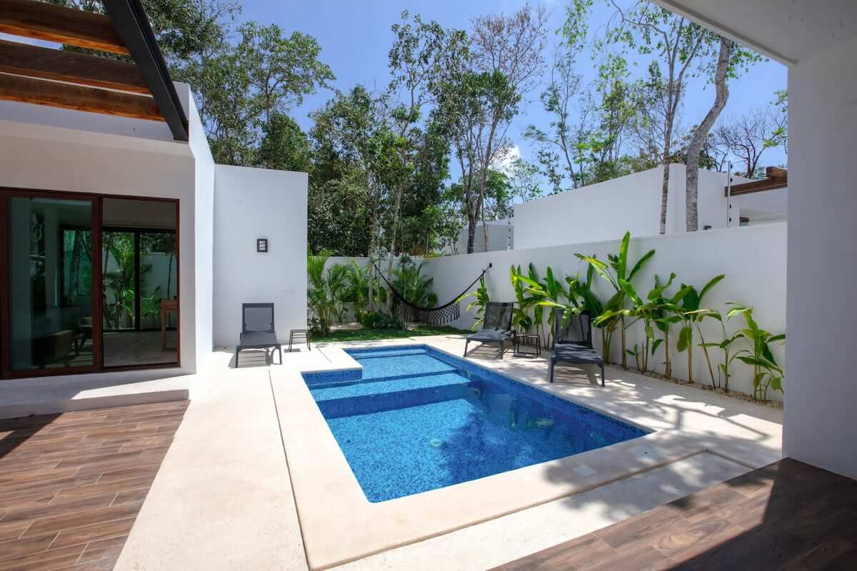 Luxury Villa in Tulum Country Club with private pool and Golf club, for sale, Tulum