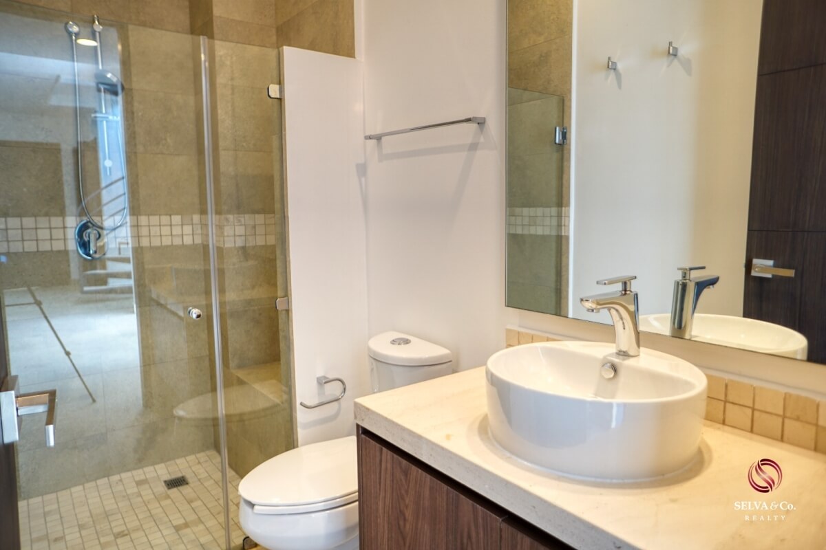 Penthouse con alberca para adultos en rooftop y bar, area de asadores, alberca familiar, spa, co-working, gimnasio, pre-construccion en vent