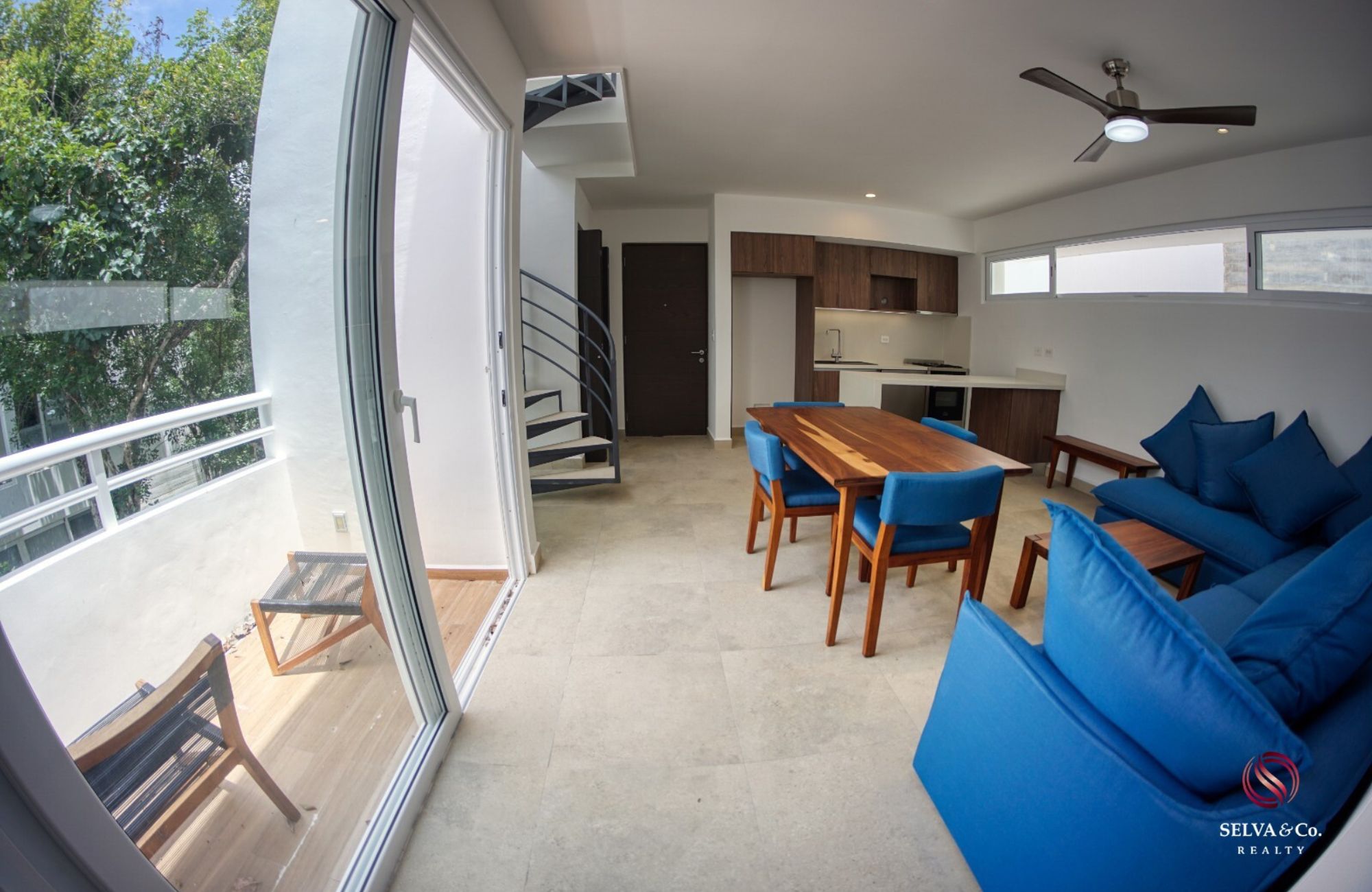 Penthouse with exclusive pool for adults on the rooftop, family pool on the ground floor, gym, co-working, spa, in pre-construction for sale