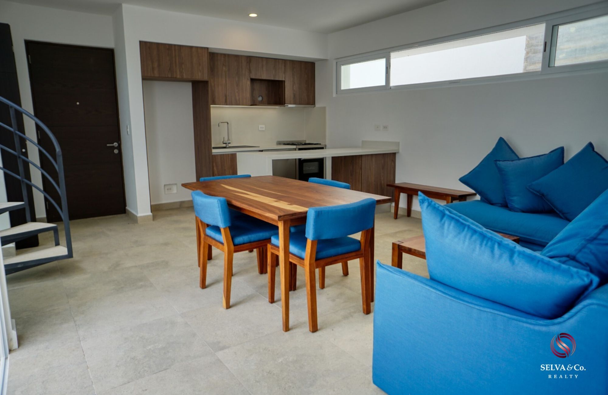Penthouse with exclusive pool for adults on the rooftop, family pool on the ground floor, gym, co-working, spa, in pre-construction for sale