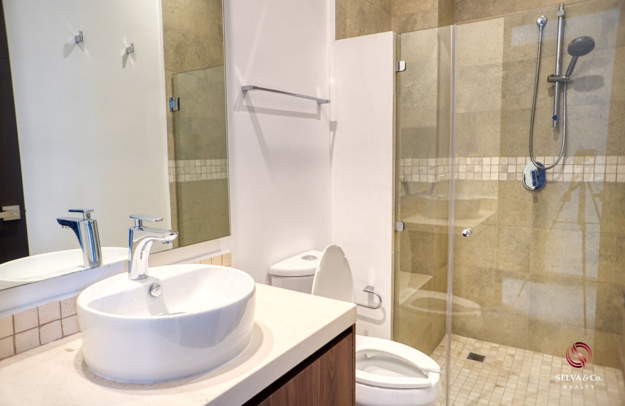 Penthouse with exclusive pool for adults on the rooftop, family pool on the ground floor, gym, co-working, spa, in pre-construction for sale