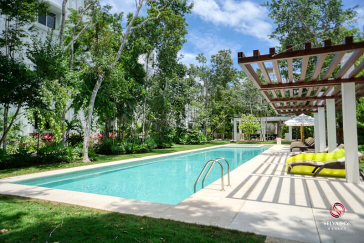 Penthouse con alberca para adultos en rooftop y bar, area de asadores, alberca familiar, spa, co-working, gimnasio, pre-construccion en vent