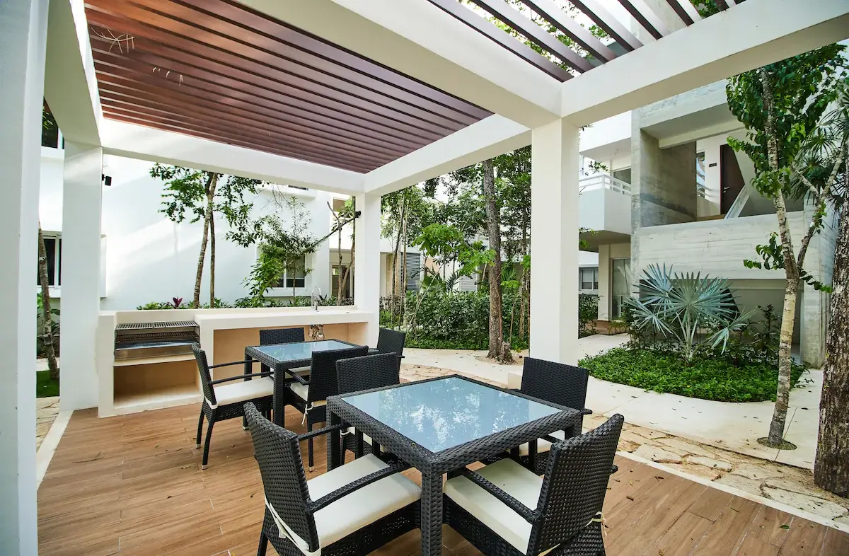 Penthouse con alberca para adultos en rooftop y bar, area de asadores, alberca familiar, spa, co-working, gimnasio, pre-construccion en vent