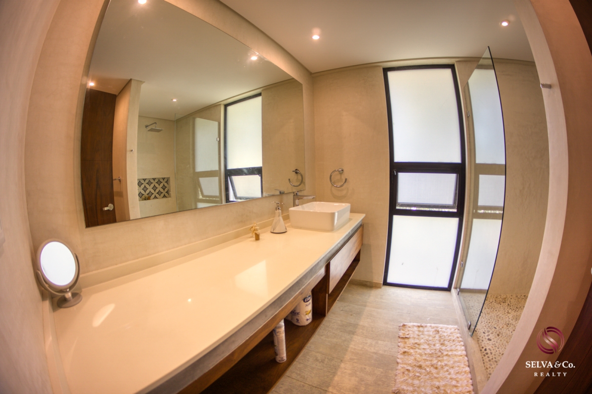 Departamento con alberca privada y terraza envolvente 180 grados, bioarquitectura, alberca salina, coworking, jardin zen, paneles solares,