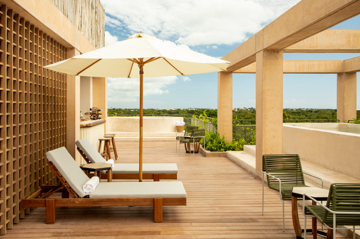 Condominio con swim up, entra a la alberca desde tu terraza, con club de playa, campo de golf, en venta, Corasol, Playa del Carmen, pre-cons