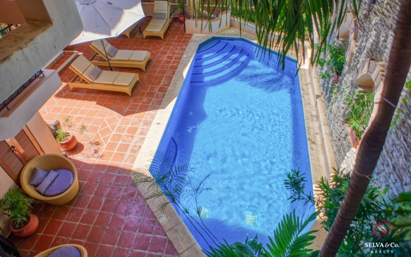 Apartment 190 meters from the beach, ocean view from rooftop, in a boutique hotel with room service, concierge, pool and barbecue area