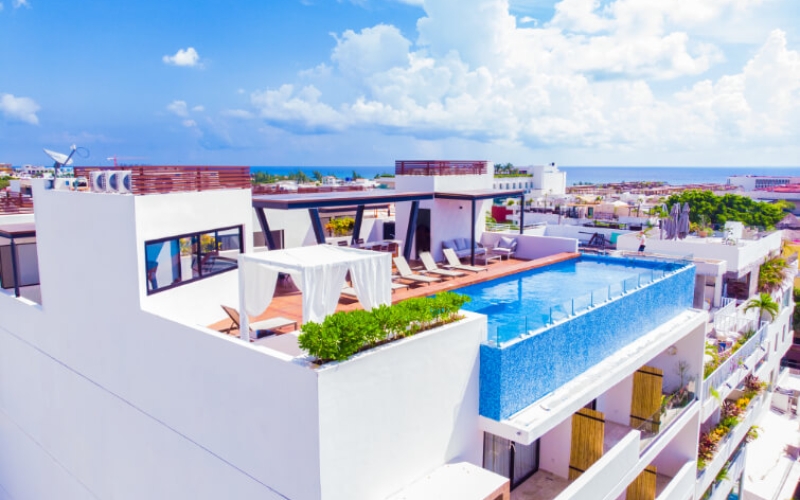 Furnished 1-bedroom apartment steps from Fifth Avenue, 550 meters from Mamitas beach for sale Pura Playa, Playa del Carmen