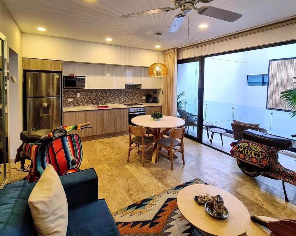 Apartment with Terrace for Sale, Quinta Avenida, Playa del Carmen