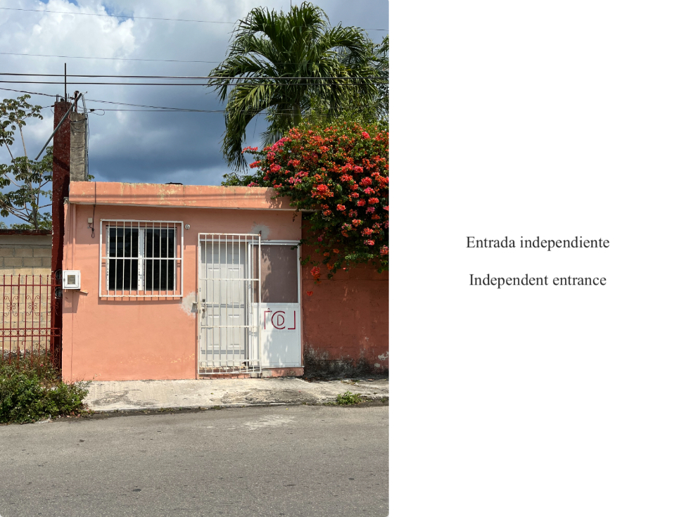 Corner house with garden and private terrace, 12 minutes from the beach, Avenue 11th, for sale. Cozumel.