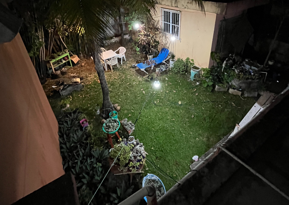 Corner house with garden and private terrace, 12 minutes from the beach, Avenue 11th, for sale. Cozumel.