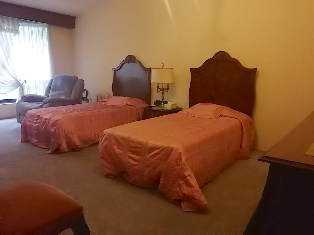 House with Jacuzzi, near the lake for sale, Valle de Bravo, CDMX