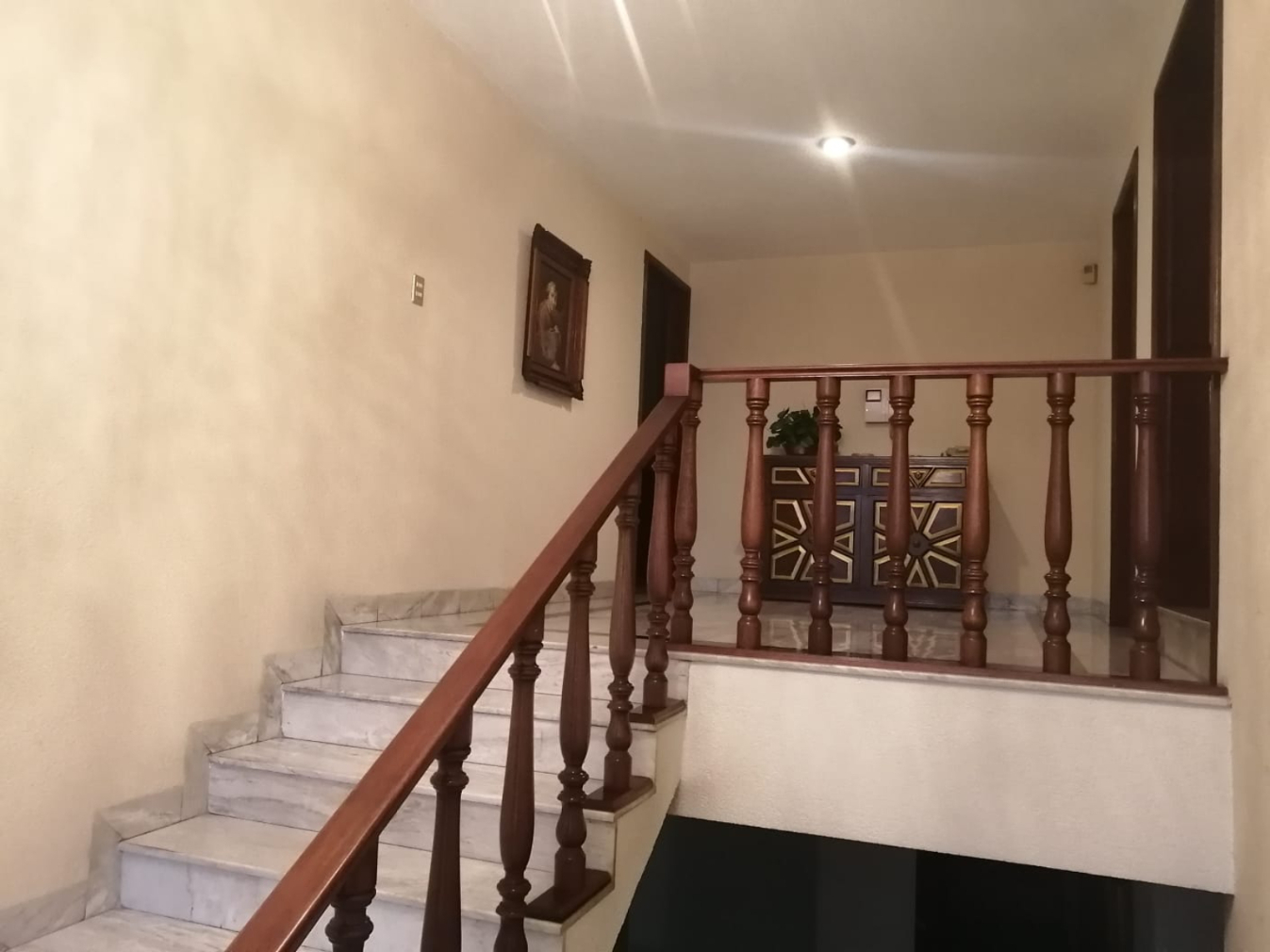 House with Jacuzzi, near the lake for sale, Valle de Bravo, CDMX