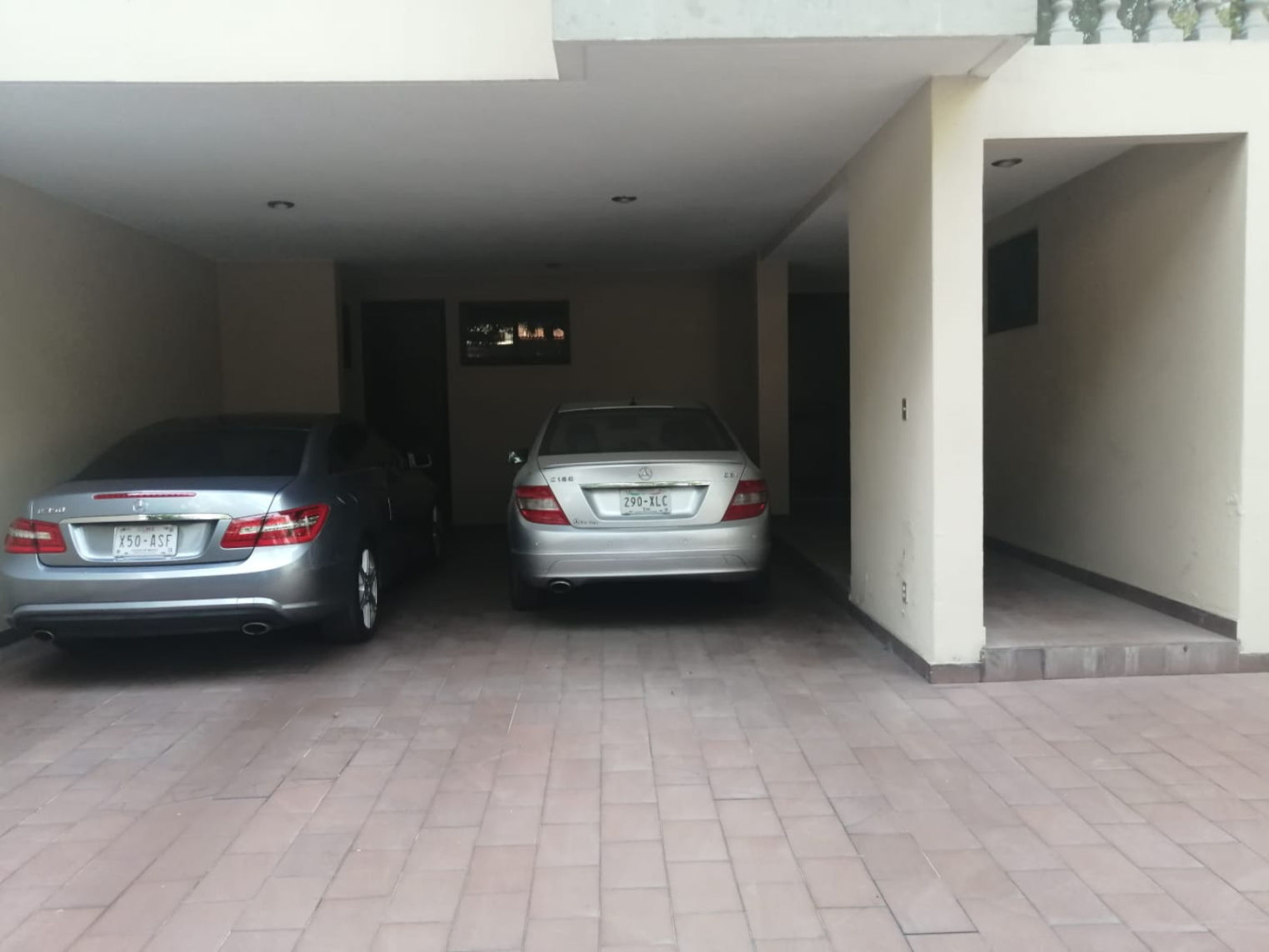 House with Jacuzzi, near the lake for sale, Valle de Bravo, CDMX