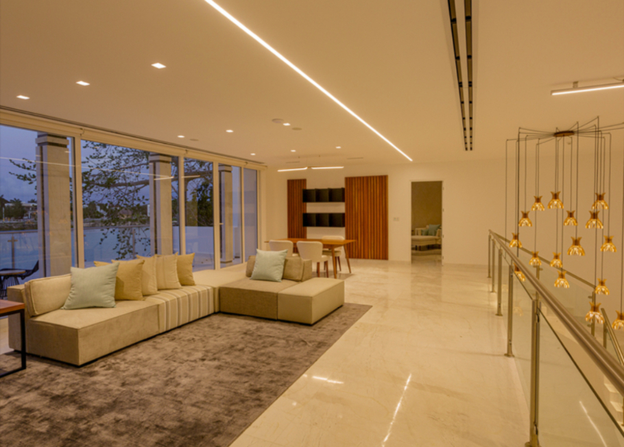 Casa con alberca privada y muelle, en venta, Pok Ta Pok, Zona Hotelera, Canc&uacute;n