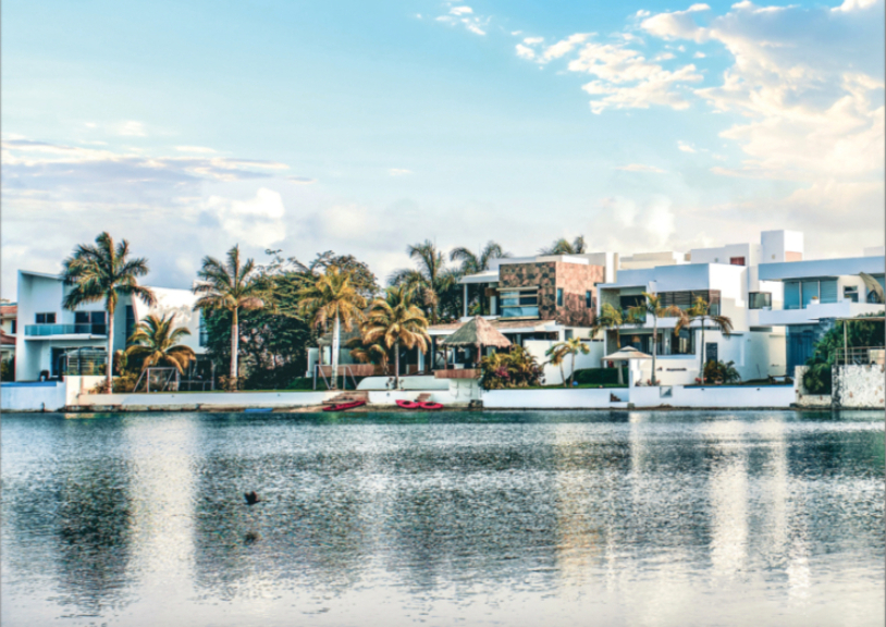 Casa con alberca privada y muelle, en venta, Pok Ta Pok, Zona Hotelera, Canc&uacute;n