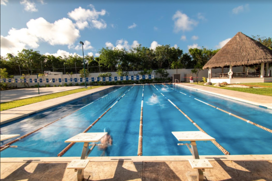 Casa con alberca privada y muelle, en venta, Pok Ta Pok, Zona Hotelera, Canc&uacute;n