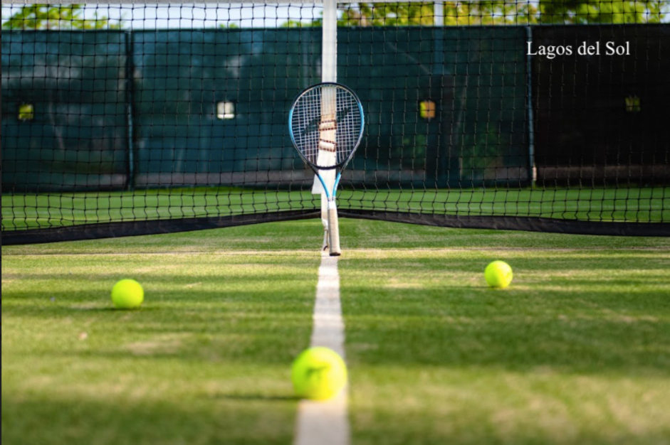 Casa con alberca privada y muelle, en venta, Pok Ta Pok, Zona Hotelera, Canc&uacute;n