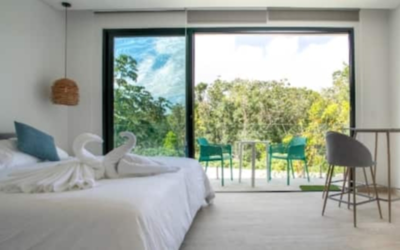 Studio with eco technology, spa, 700 m2 of pools, electric car charger, electric bikes, concierge, Central Park Lagunas for sale, Tulum.
