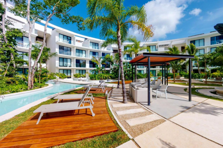 Studio 900 meters from the beach, furnished, infinity pool, cinema, spa, holistic terrace, gym, restaurant, and more, in pre-construction, f