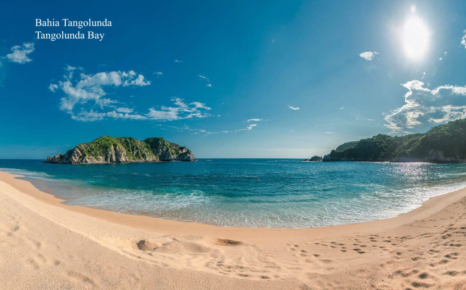 Condominium with private pool, mountain view for sale in Huatulco.