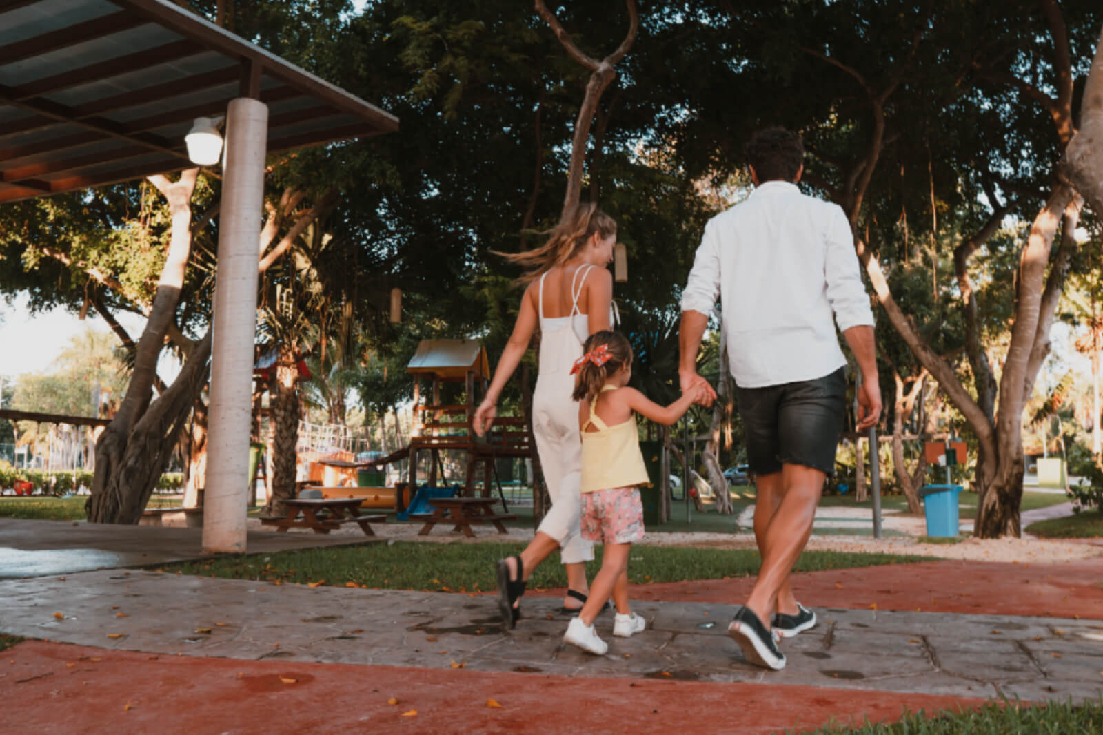 Condo with pool and paddle court for sale, Boulevard Colosio, Canc&uacute;n