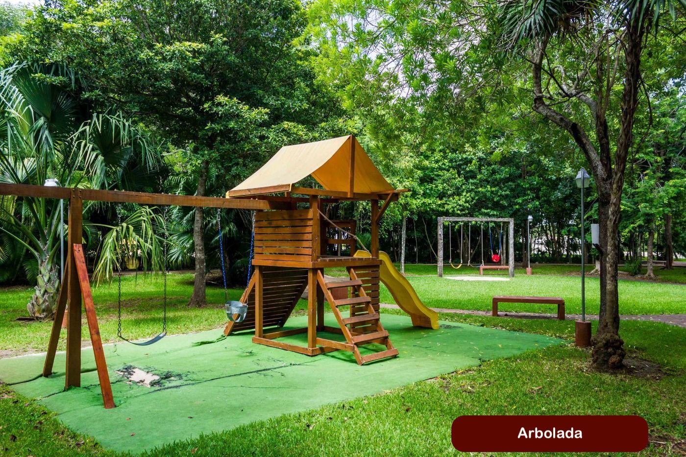 Condominio con terraza,en venta, Zona aeropuerto, Cancun.