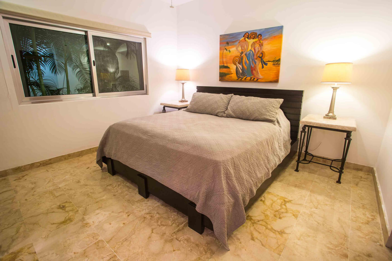 Condominium with garden, terrace, pool, sauna and jacuzzi, for sale, Playacar, Playa del Carmen.