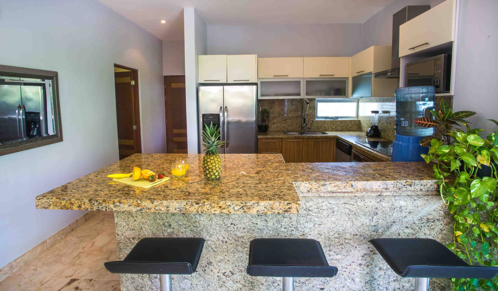 Condominium with garden, terrace, pool, sauna and jacuzzi, for sale, Playacar, Playa del Carmen.