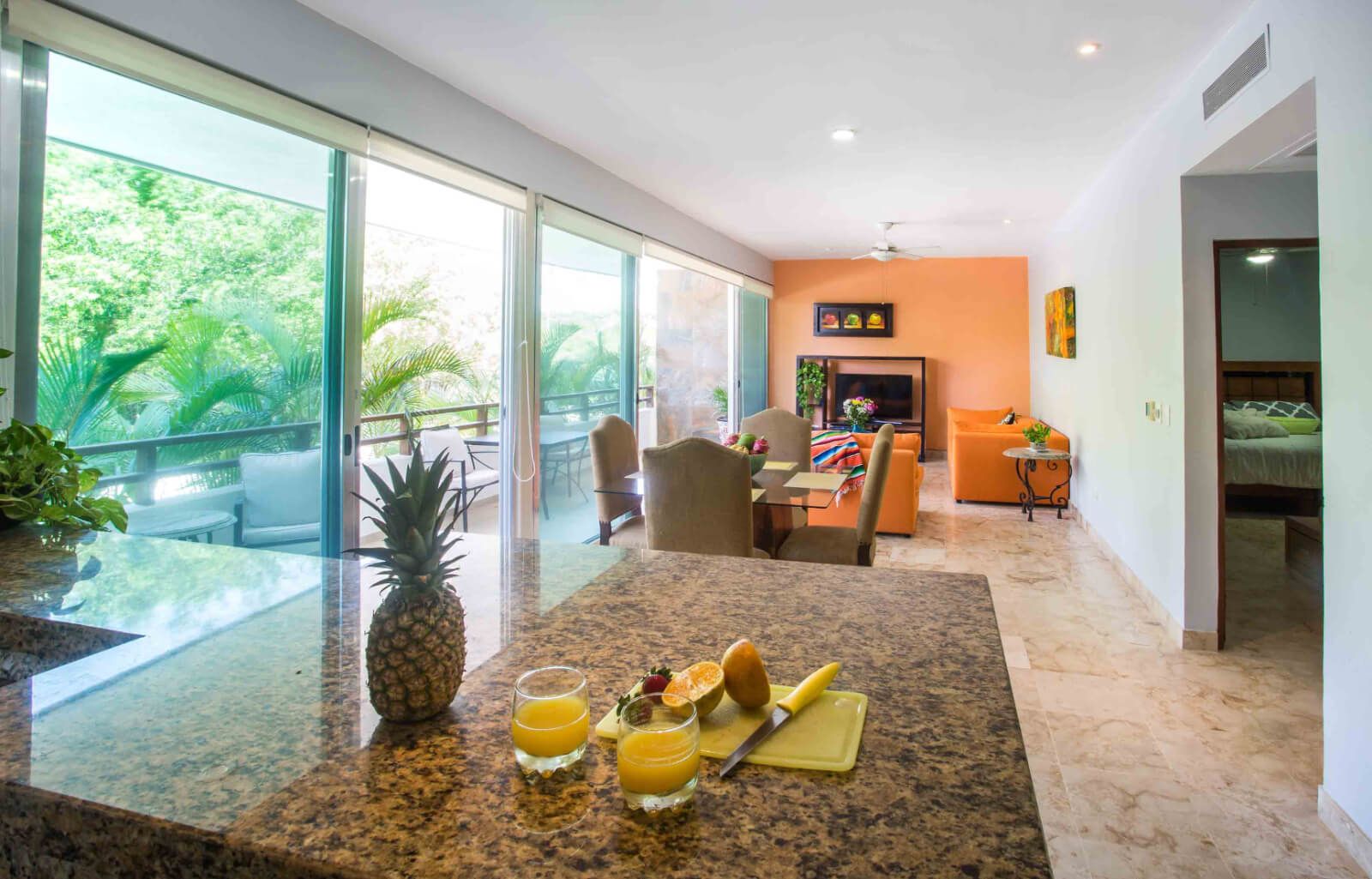 Condominium with garden, terrace, pool, sauna and jacuzzi, for sale, Playacar, Playa del Carmen.