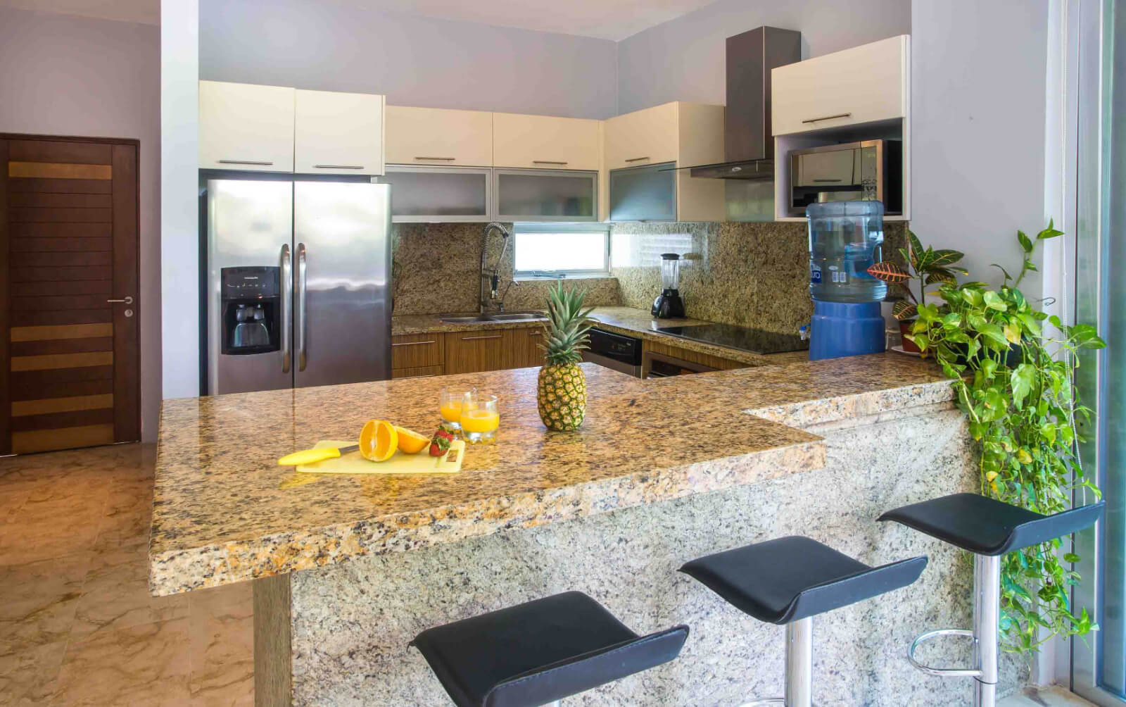 Condominium with garden, terrace, pool, sauna and jacuzzi, for sale, Playacar, Playa del Carmen.