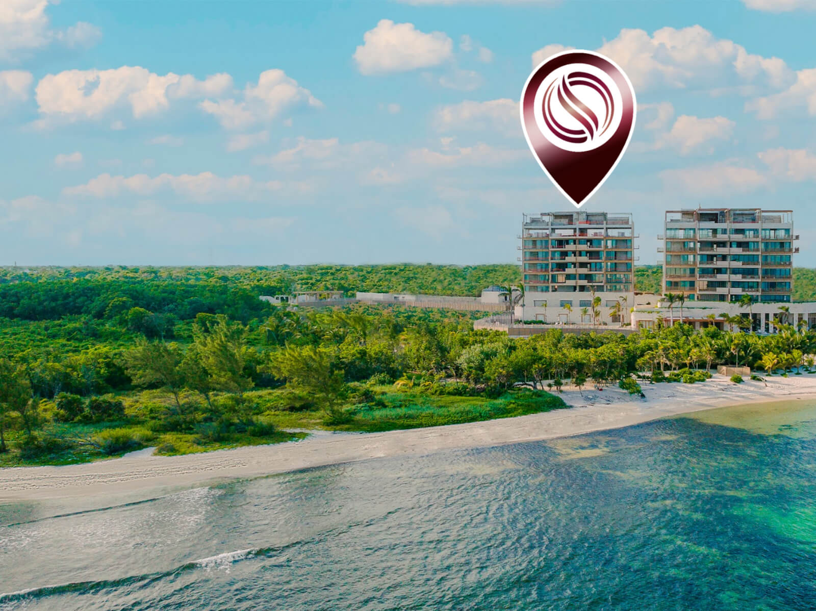 Two-story oceanfront penthouse with pool, pre-sale Playa del Carmen.