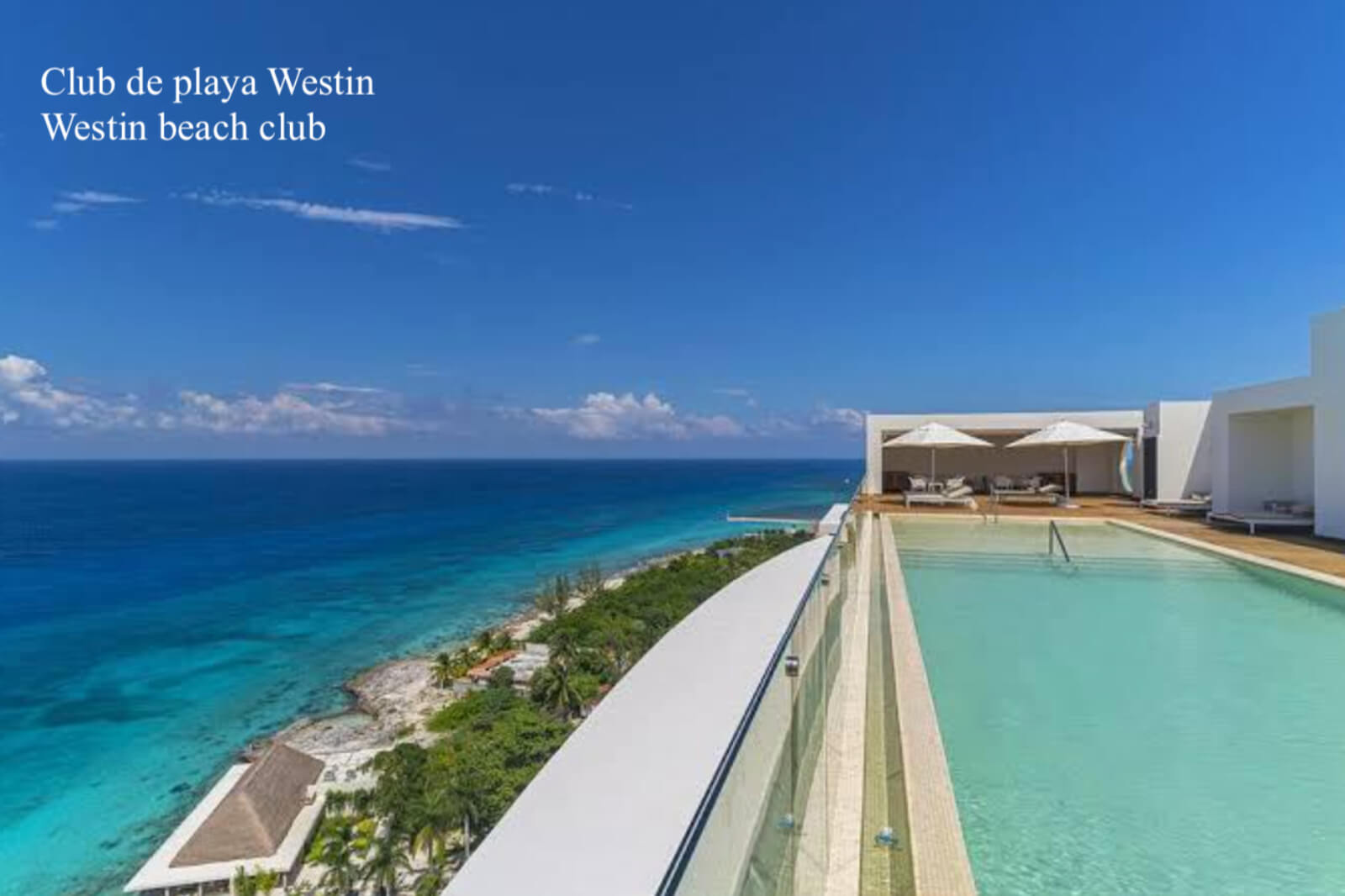 Condo con Balcon, infinity pool y Jacuzzi con vista al mar en venta,  zona centro, en Cozumel, Quintana Roo.