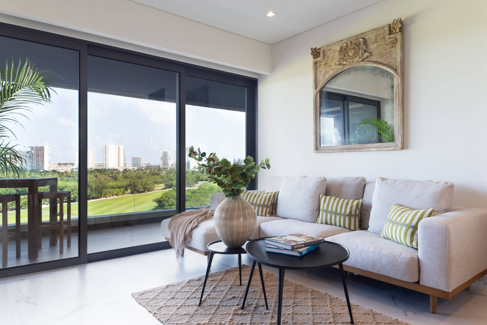 Condominium with terrace, rooftop, and pool for sale, Puerto Cancun, Cancun.