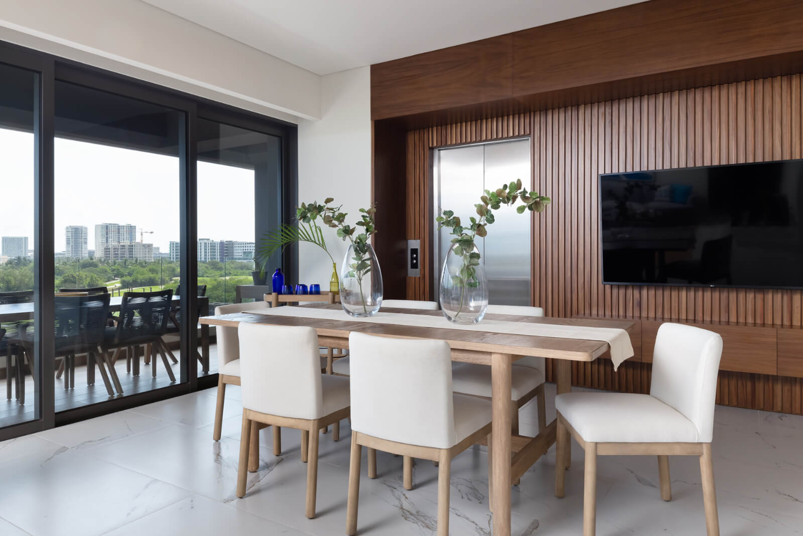 Ocean view, lagoon and hotel zone, luxury apartment for sale Cancun