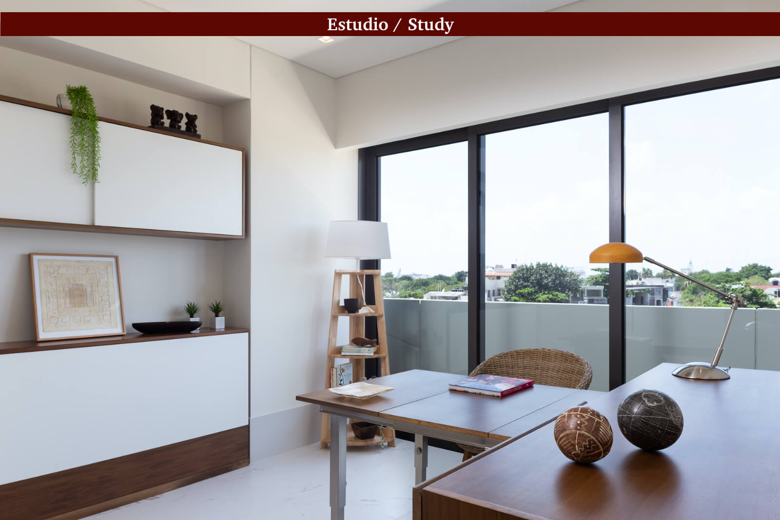 Ocean view condo in sustainable building, golf course, and nature reserve. Fully equipped and with amenities, semi-Olympic pool, BBQ area.