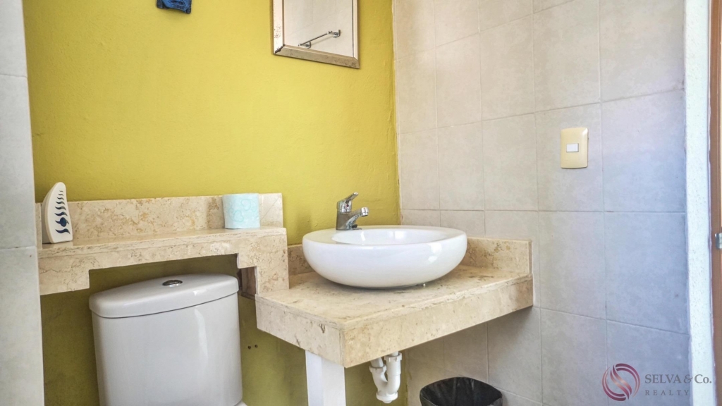 Incre&iacute;ble departamento con terraza privada y vista a la alberca &ndash; Ejido, Playa del Carmen