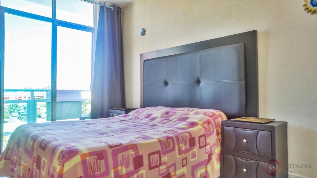 Incre&iacute;ble departamento con terraza privada y vista a la alberca &ndash; Ejido, Playa del Carmen