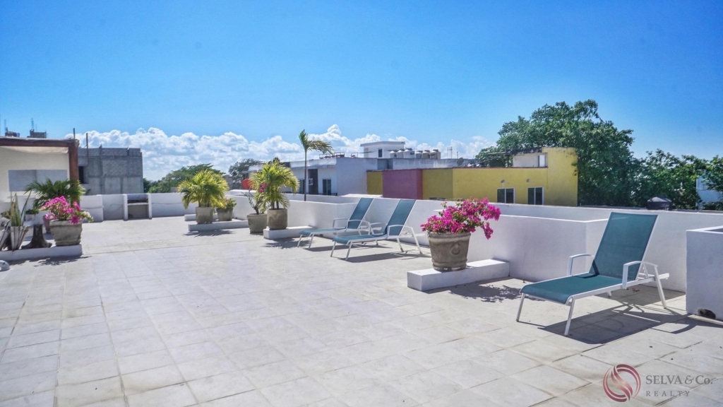 Incre&iacute;ble departamento con terraza privada y vista a la alberca &ndash; Ejido, Playa del Carmen