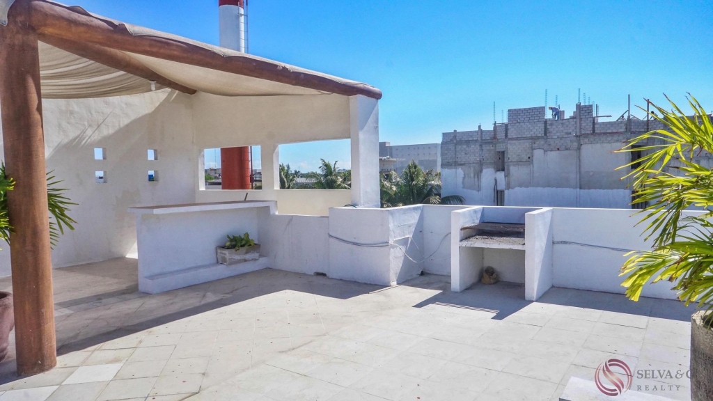 Incre&iacute;ble departamento con terraza privada y vista a la alberca &ndash; Ejido, Playa del Carmen