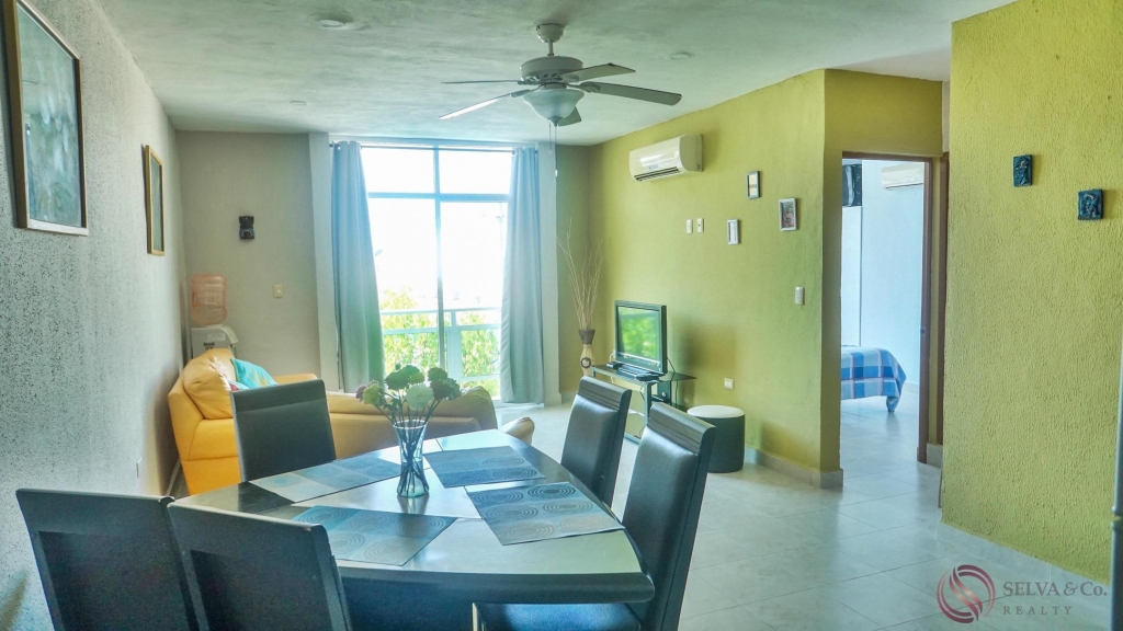 Incre&iacute;ble departamento con terraza privada y vista a la alberca &ndash; Ejido, Playa del Carmen