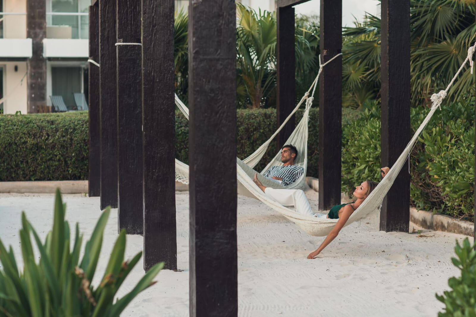 Condo en Residencial con club de playa, golf, alberca en venta Playa del Carmen.