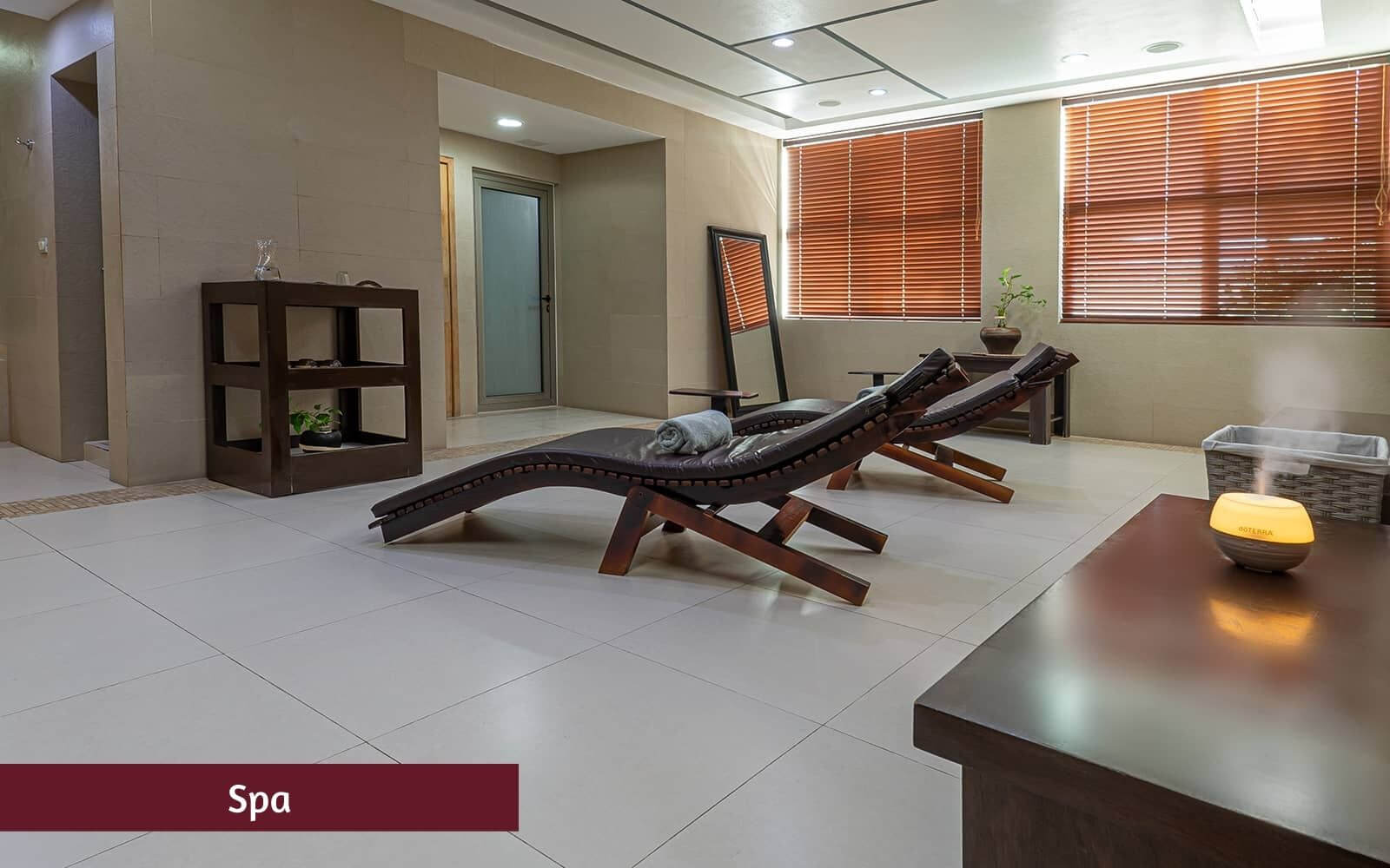 Beachfront condo with private pool, golf course, beach club, relaxing areas with hammocks, Corasol, for sale Playa del Carmen.