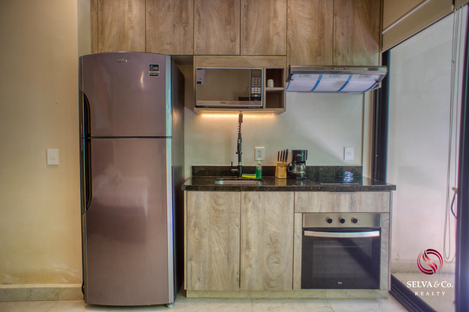 Studio with terrace, grill and private outdoor dining area, eco technology, electric bicycles, spa, 700 m2 of swimming pools